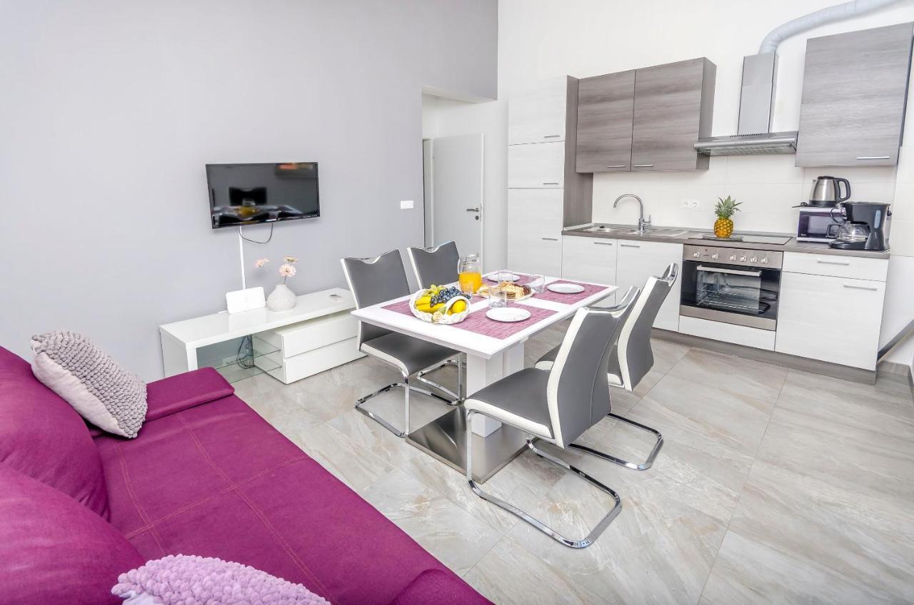 Apartments Katic Ražanj 외부 사진