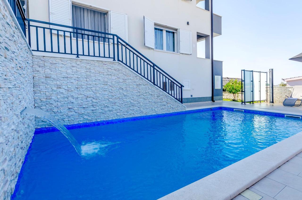 Apartments Katic Ražanj 외부 사진