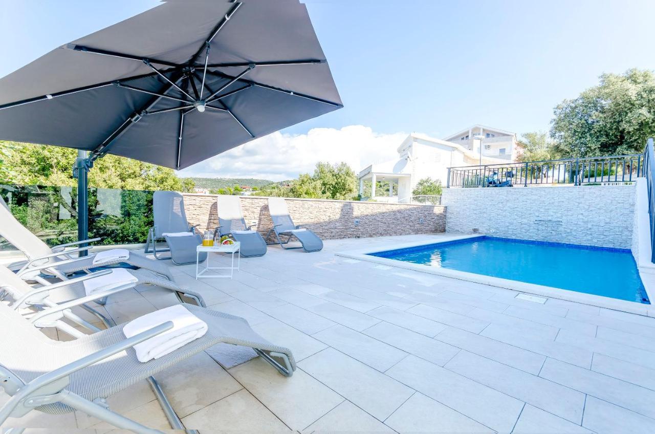 Apartments Katic Ražanj 외부 사진